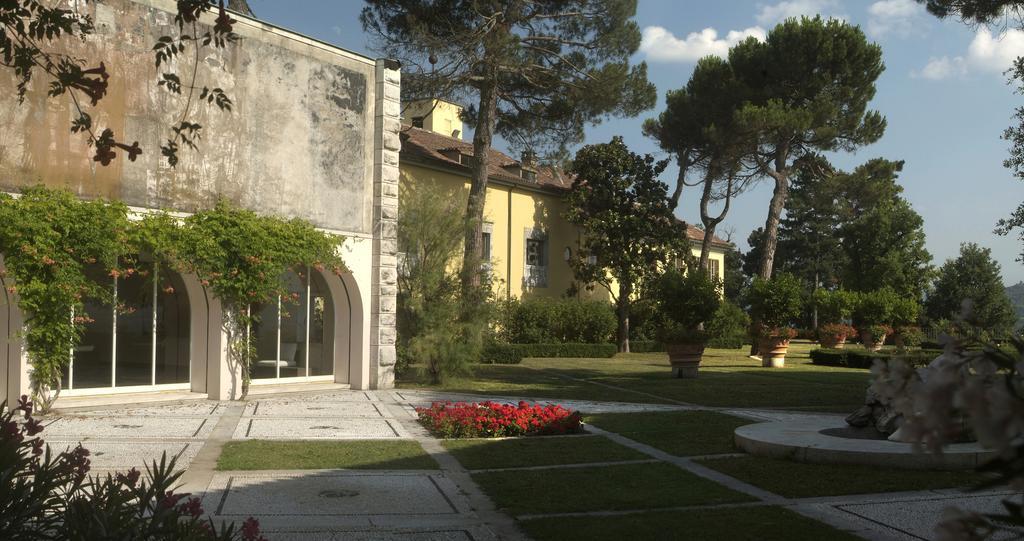 Villa Ottolenghi Wedekind Acqui Terme Exteriör bild